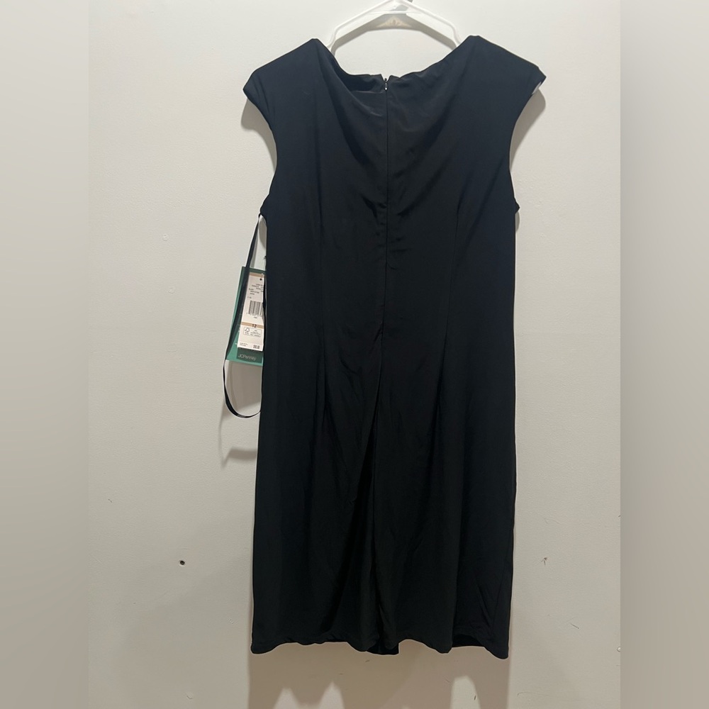 Nine & Co NWT Black Beaded Ruched Sheath Dress Size 12 Cap Sleeve - Picture 4 of 9